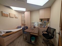 Gleneagles Hospital (D10), Retail #563486421